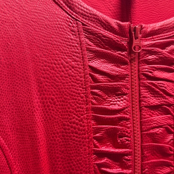 Red Ruched Women's Jacket - Picture 5 of 8